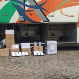 Ação da PM Rodoviária apreende mais de R$ 300 mil em mercadorias clandestinas