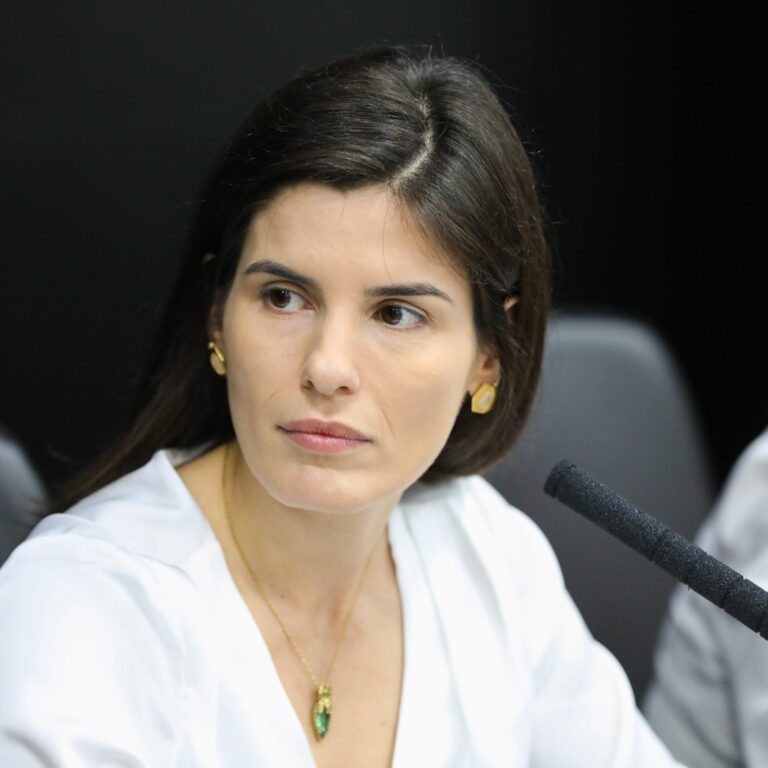 Deputada cobra secretário da Saúde por falta de anestesistas no HC de Marília