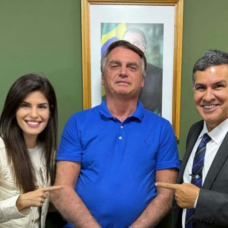 Bolsonaro se reúne com lideranças do PL para discutir manifestações