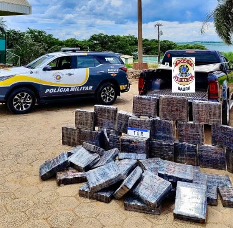 Caminhoneiro é preso com 600 quilos de maconha na SP-333