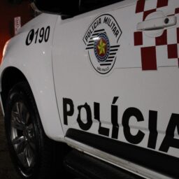 Homem é baleado ao levar filha na casa da ex-companheira na zona sul