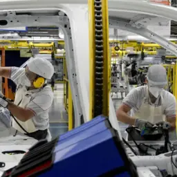 Indústria produz 392,9 mil veículos no 1º bimestre, alta de quase 15%