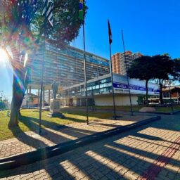 Prefeitura mantém horário especial para serviços públicos municipais