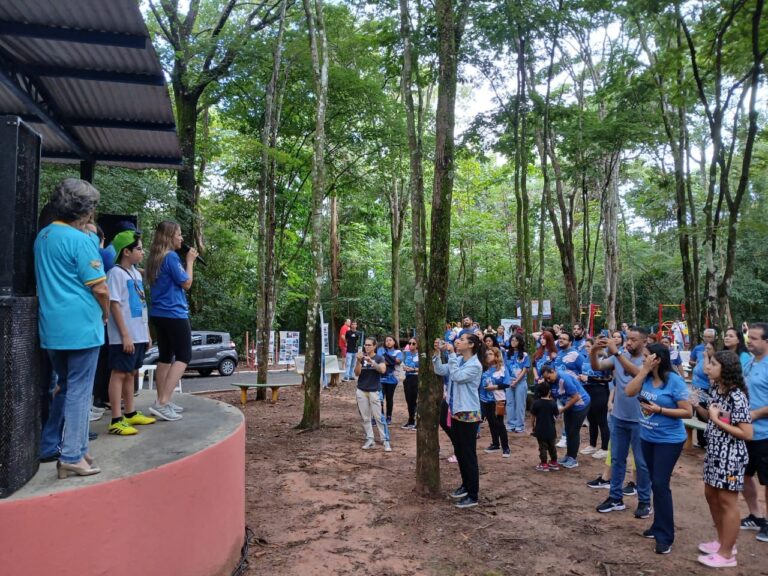 Domingo no Bosque reúne público em ação de conscientização sobre o autismo