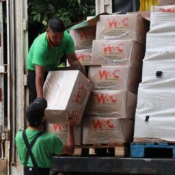 Entrega de cesta básica aos cinco mil servidores de Marília acontece de 7 a 9 de maio