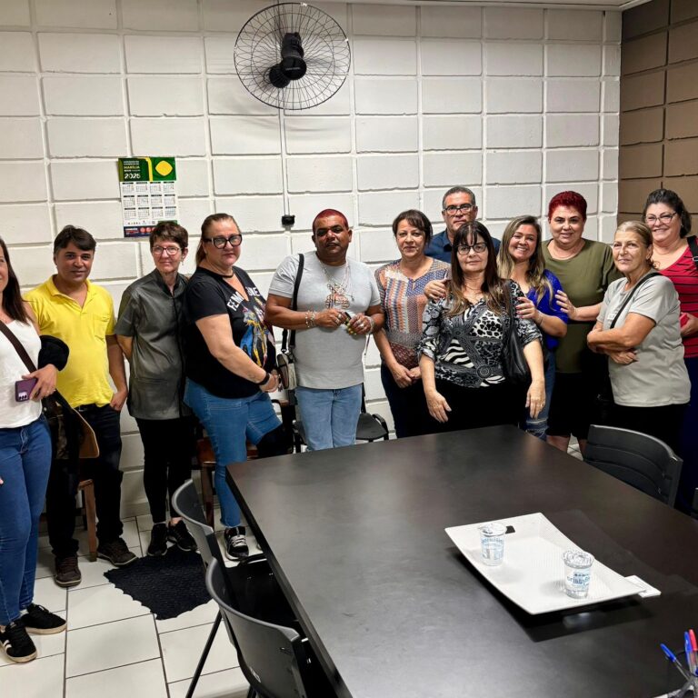 Prefeitura anuncia castração de cães e gatos errantes por meio de ONGs