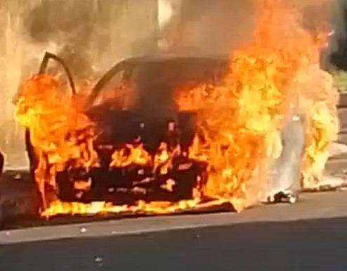 Acusado de homicídio em bar é preso e tem carro incendiado na região