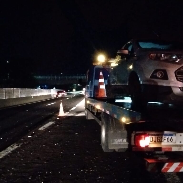 Motociclista fica em estado crítico após grave acidente no Contorno