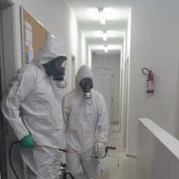 Prefeitura intensifica ações e inicia borrifação nas unidades de saúde