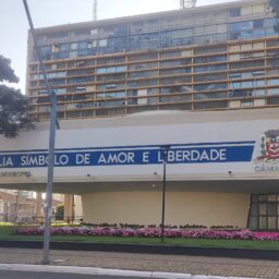 Prefeitura nega concurso público aberto e alerta para golpe