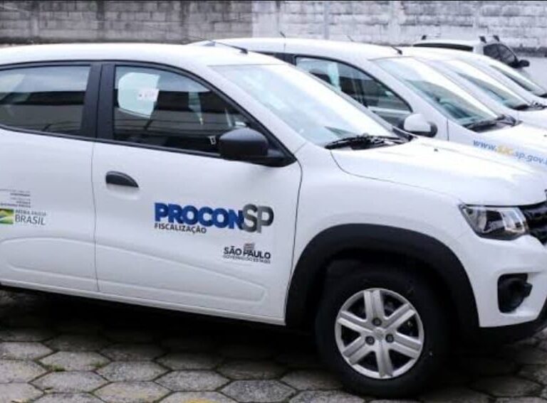 Procon ganha novo veículo e reforça defesa do consumidor em Marília