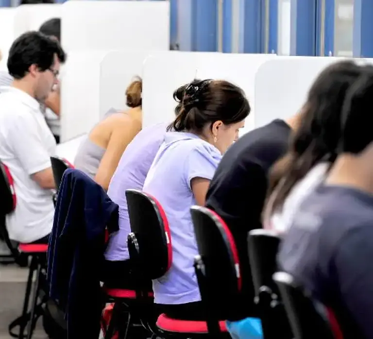 Ministério da Educação prorroga até sexta inscrições de cursinhos populares