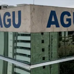 AGU pede bloqueio de bens de mais 14 investigados por fraude no INSS