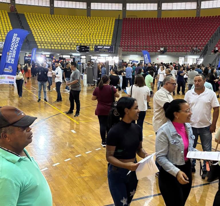 Feira da Empregabilidade atrai quase 15 mil pessoas e viabiliza ocupação de vagas