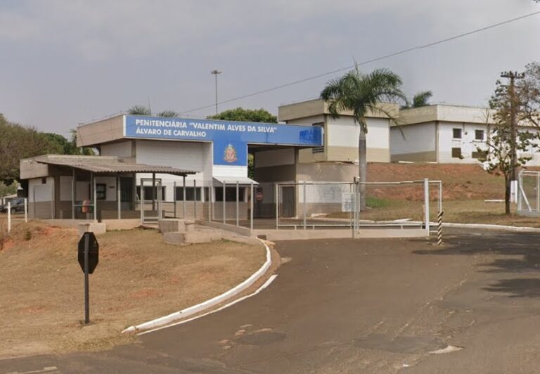 Mulher é presa ao tentar entrar com droga escondida nas partes íntimas em presídio