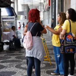 Pé-de-Meia: nascidos em maio e junho recebem hoje parcela de R$ 200