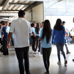 Instituto oferta videoaulas de português a alunos do ensino médio