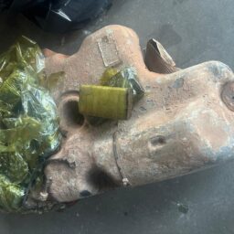 Dono de autopeças em Marília arremata veículo de leilão e encontra drogas escondidas