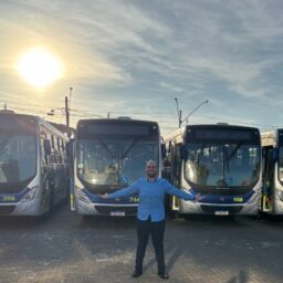 Nova empresa assume transporte coletivo em Pompeia com frota zero quilômetro
