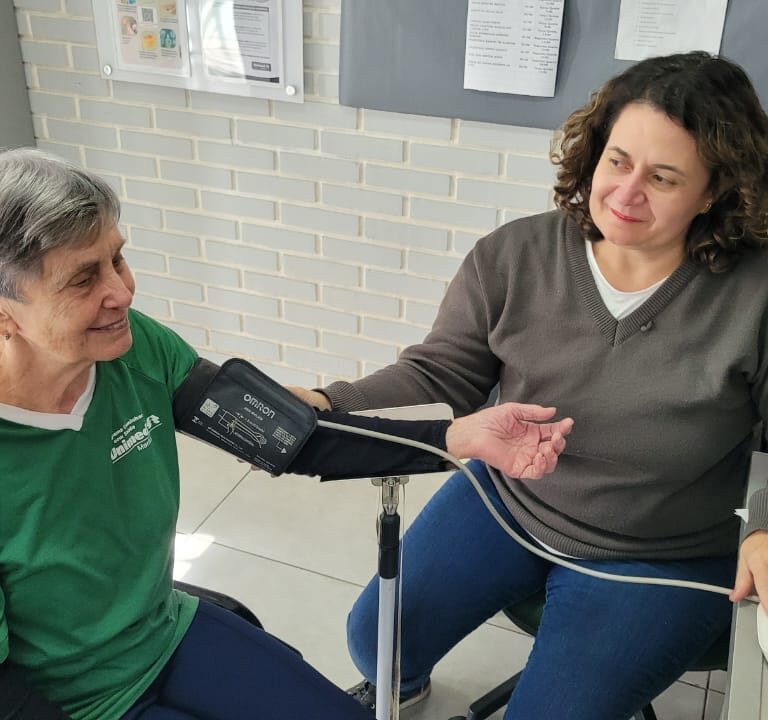 Lei prioriza atendimento a pessoas acima de 80 anos em Marília