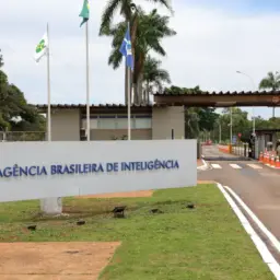 PF indicia Jair Bolsonaro e Ramagem no inquérito da ‘Abin Paralela’