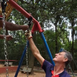 Playground do Bosque recebe melhorias para aumentar segurança das crianças