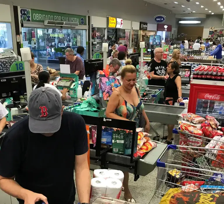 Pressionada por conta de luz, prévia da inflação de julho é de 0,36%