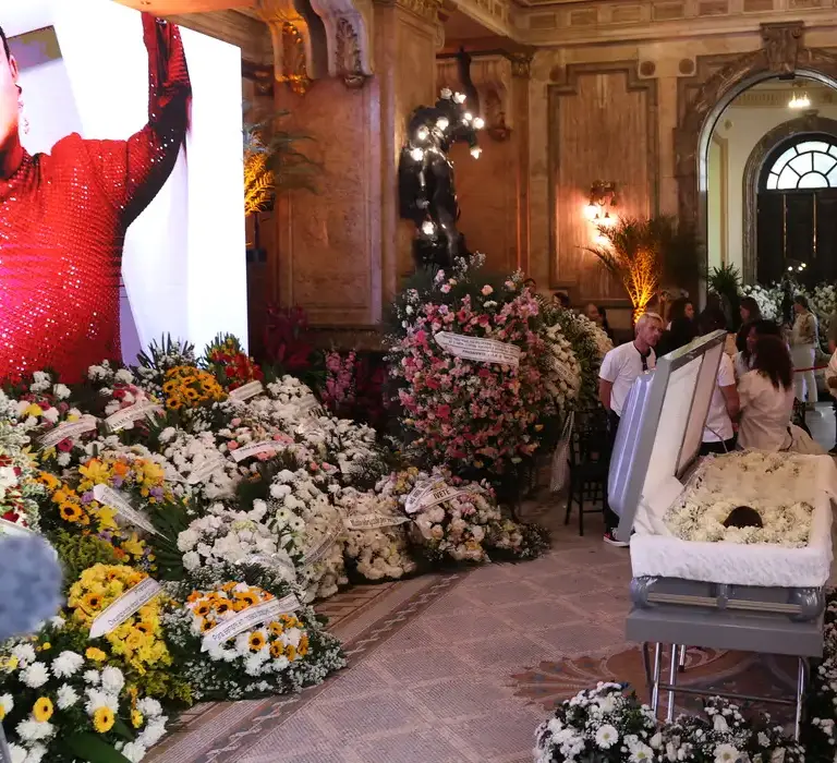 Velório da cantora Preta Gil reúne centenas de pessoas no Rio de Janeiro