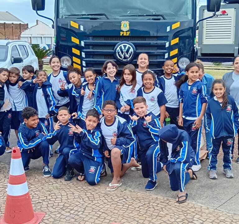 Carreta da PRF realiza 455 atendimentos na primeira semana em Marília