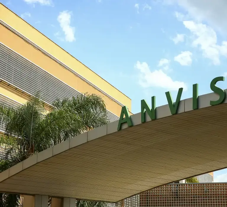 Anvisa aprova medicamento oral para tratar tumores cerebrais