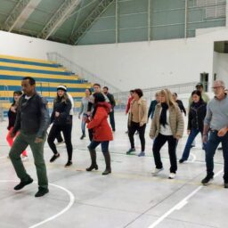 Secretaria de Esportes inicia aulas de flashback no Neusa Galetti em setembro