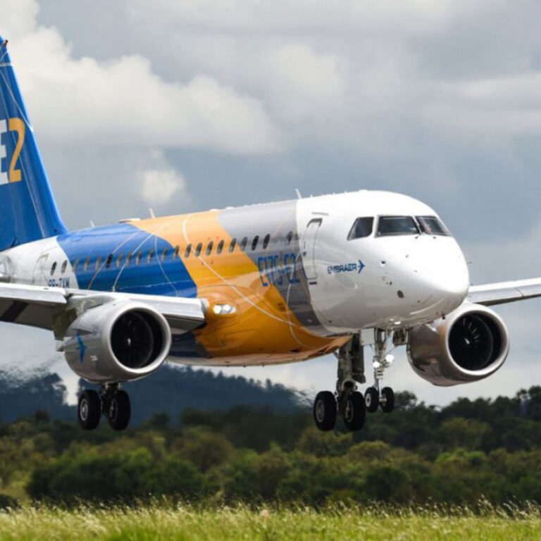 Embraer descarta demissões no Brasil e negocia tarifa zero nos EUA