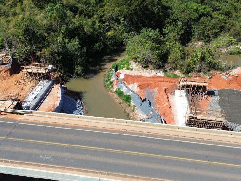 Rodovia SP-333 terá sistema Pare e Siga e paralisações nesta terça-feira