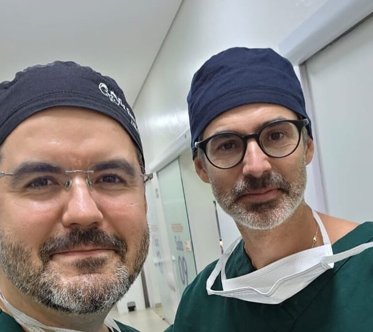 Urologistas comemoram sucesso de cirurgia inédita na Santa Casa de Marília