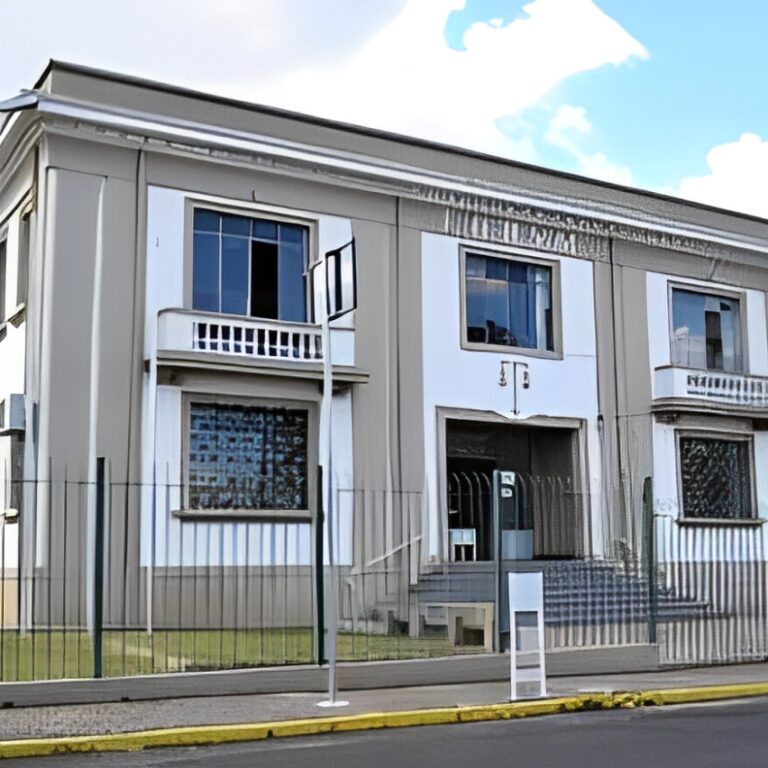 Justiça mantém suspenso contrato do transporte em Pompeia