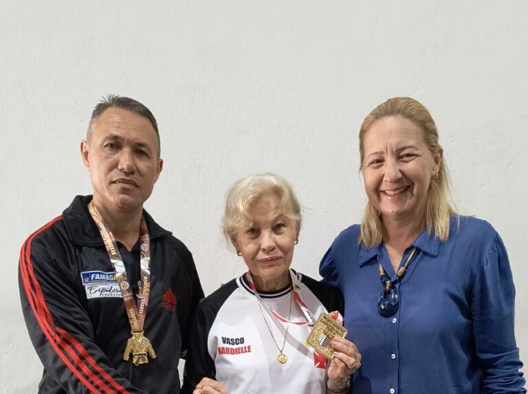 Marília é destaque no karatê com homenagem e convocação para Mundialito