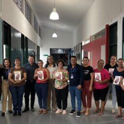 Fernando Itapuã entrega tablets a professores da Educação Infantil em Quintana