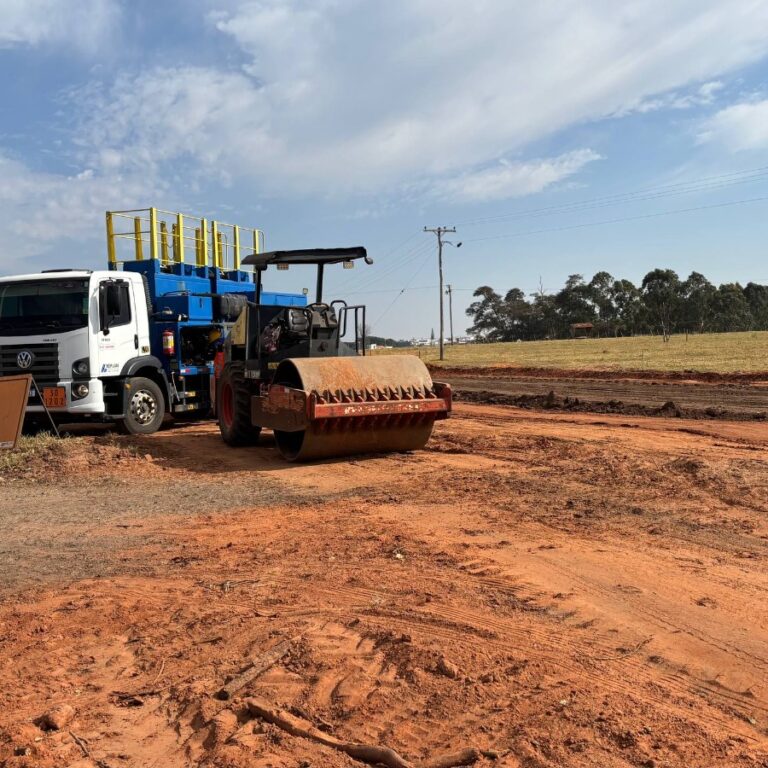 Pavimentação da avenida Luiz Toffoli avança na região sul de Marília