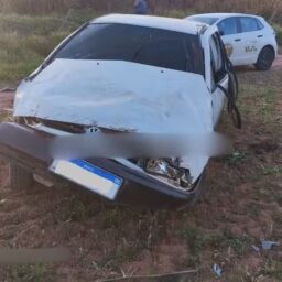 Mulher morre em acidente entre carro e caminhão em Alvinlândia