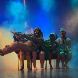 Teatro Municipal recebe espetáculo ‘Frozen Uma Aventura Congelante’