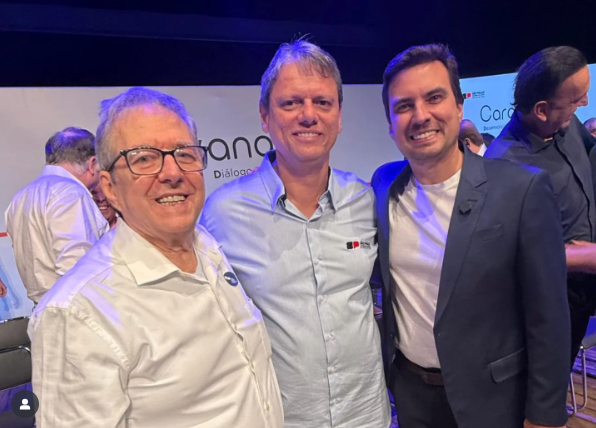 Abelardo Camarinha planeja volta à política estadual com apoio de Tarcísio