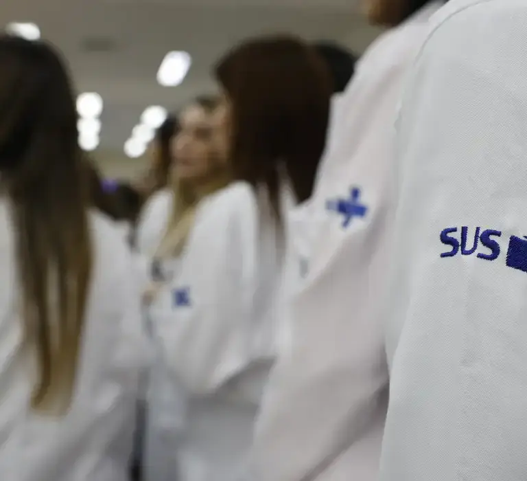 Mais Médicos promoveu melhoria da saúde da população, diz secretário