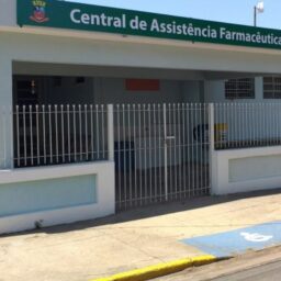 Vereador acusa falta de medicamentos na rede municipal em Garça
