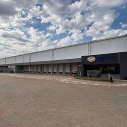 Marília tem novo mutirão com vagas para auxiliar logístico