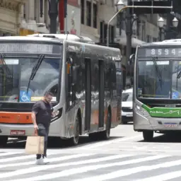 Setor de serviços cresce 0,3% em junho e atinge patamar recorde, indica IBGE