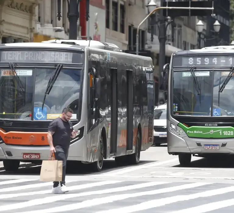 Setor de serviços cresce 0,3% em junho e atinge patamar recorde, indica IBGE