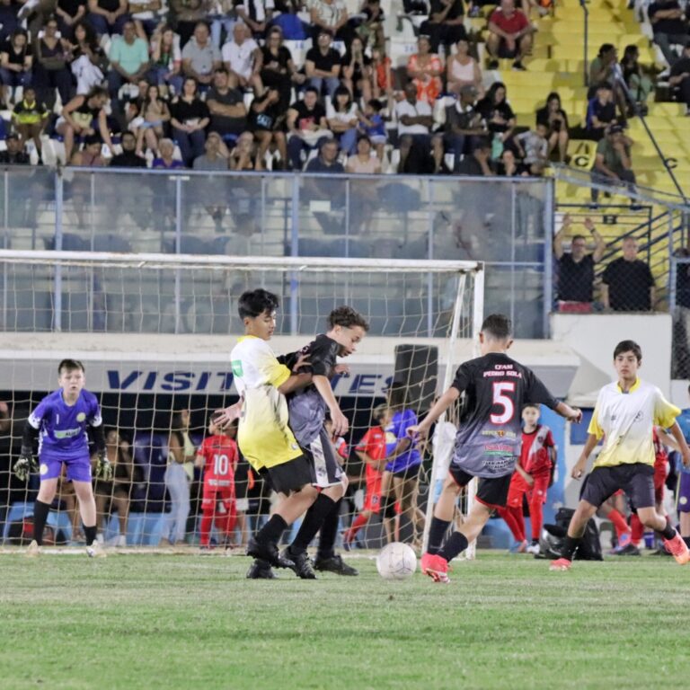 Secretaria de Esportes dá início à primeira Copa Marília Futebol de Base