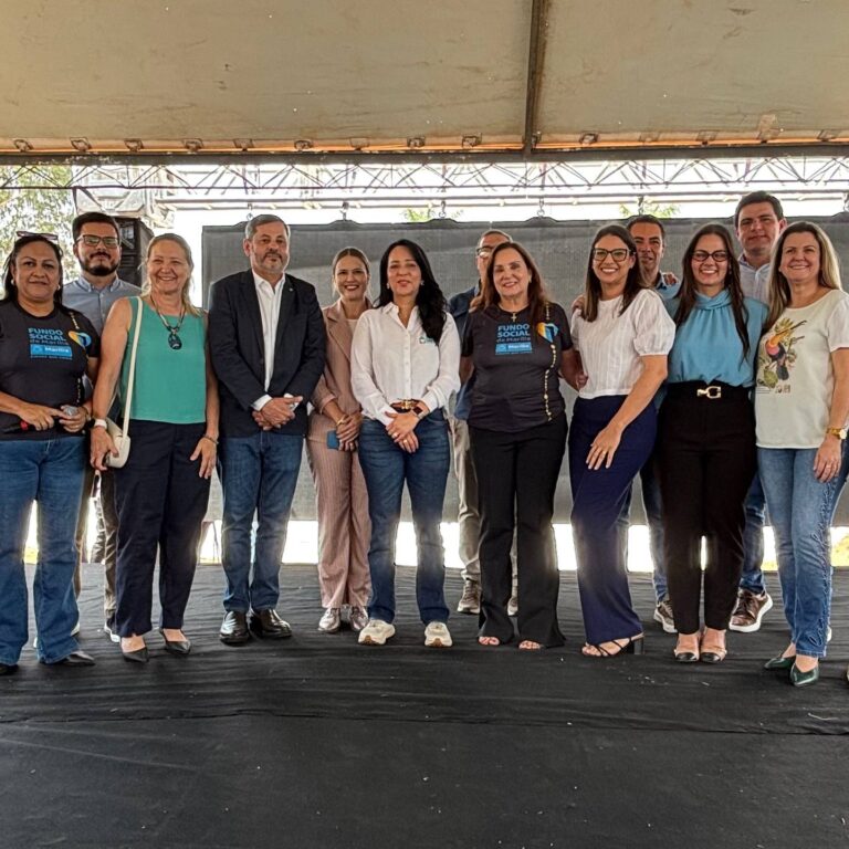 Cristiane Freitas retorna a Marília e participa de anúncio de 493 vagas de emprego