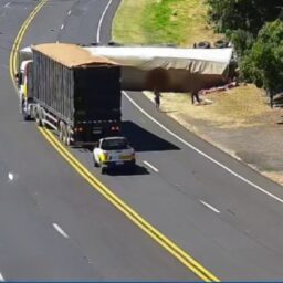 Acidente com carreta e automóvel provoca morte na SP-294