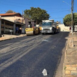 Nova etapa do programa Asfalto Novo é iniciada com investimento de R$ 293 mil